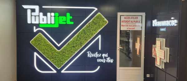 Fabricant de totem publicitaire à Marseille